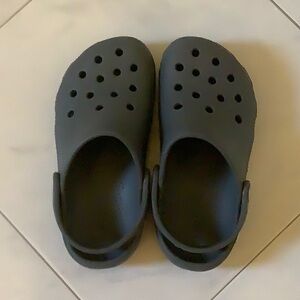 Crocs Kids Slate Grey classic clogs 13M